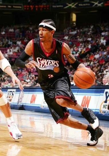 记者：拜仁考虑通过引进巴莱巴以顶替去向未明的格雷茨卡（记者：格雷茨卡去向未定，拜仁或引进巴莱巴填补空缺）