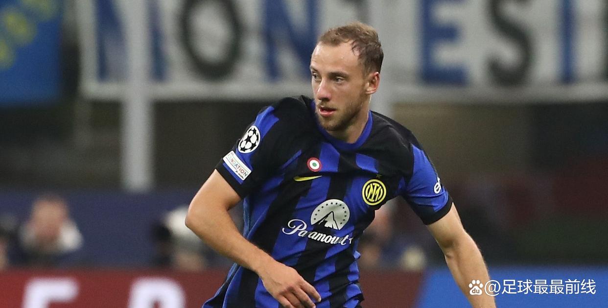 美记：快船休赛期引援失败，坐拥“顶配”阵容却不得不用新人（美媒：快船休赛期补强失利，豪华阵容仍被迫启用新人）