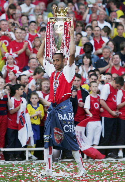 那个拥抱是整场最温暖的画面（全场最暖一幕：那个拥抱）