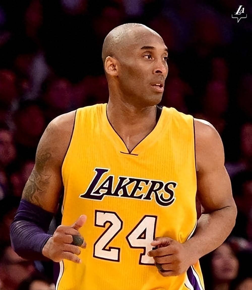 教练组及保障团队定妆照来袭！（教练组与保障团队定妆照亮相！）