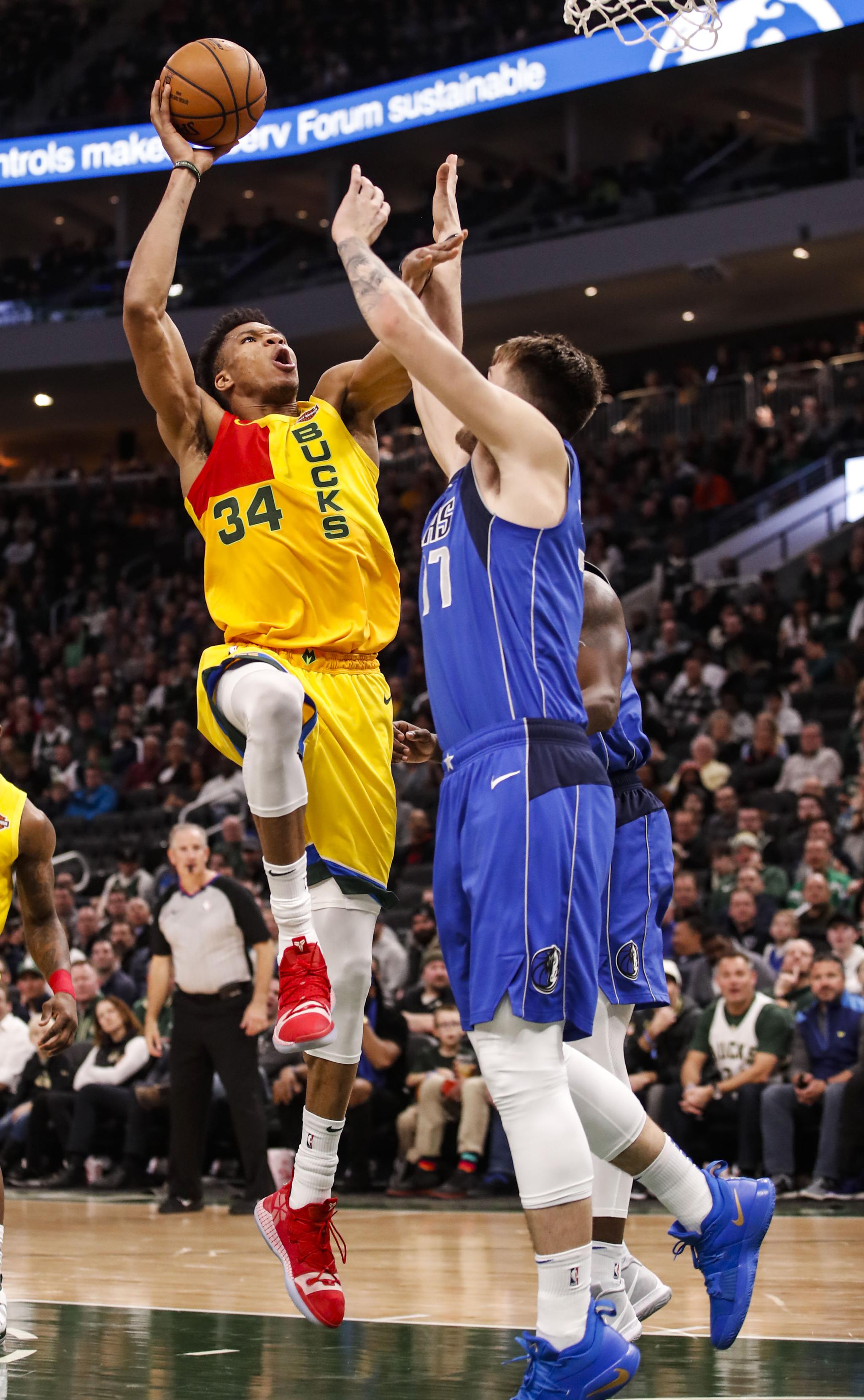 莫雷托：米兰在关注洛伦佐-卢卡，还被推荐了菲尔克鲁格（莫雷托：米兰考察洛伦佐-卢卡，同时收到菲尔克鲁格的推荐）